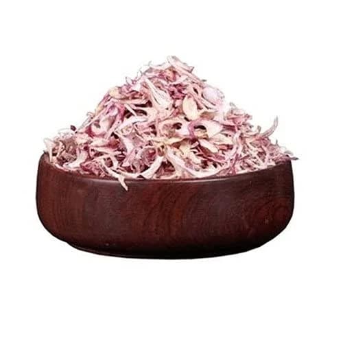 Red and White Onion Flakes